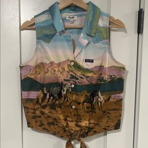 Wrangler retro wild horses button top